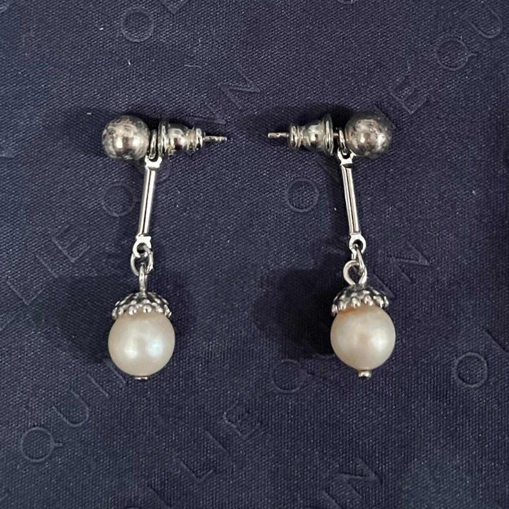 Vintage faux pearl drop earrings